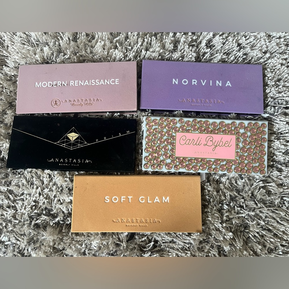 5 Anastasia Beverly Hills Palettes
